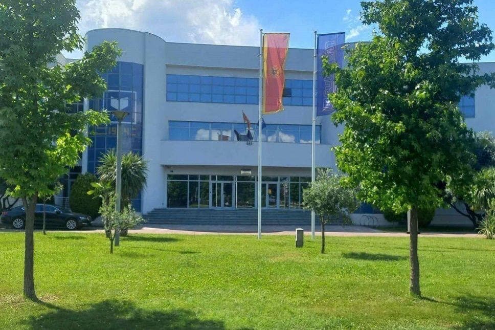 UoM Academic Hall